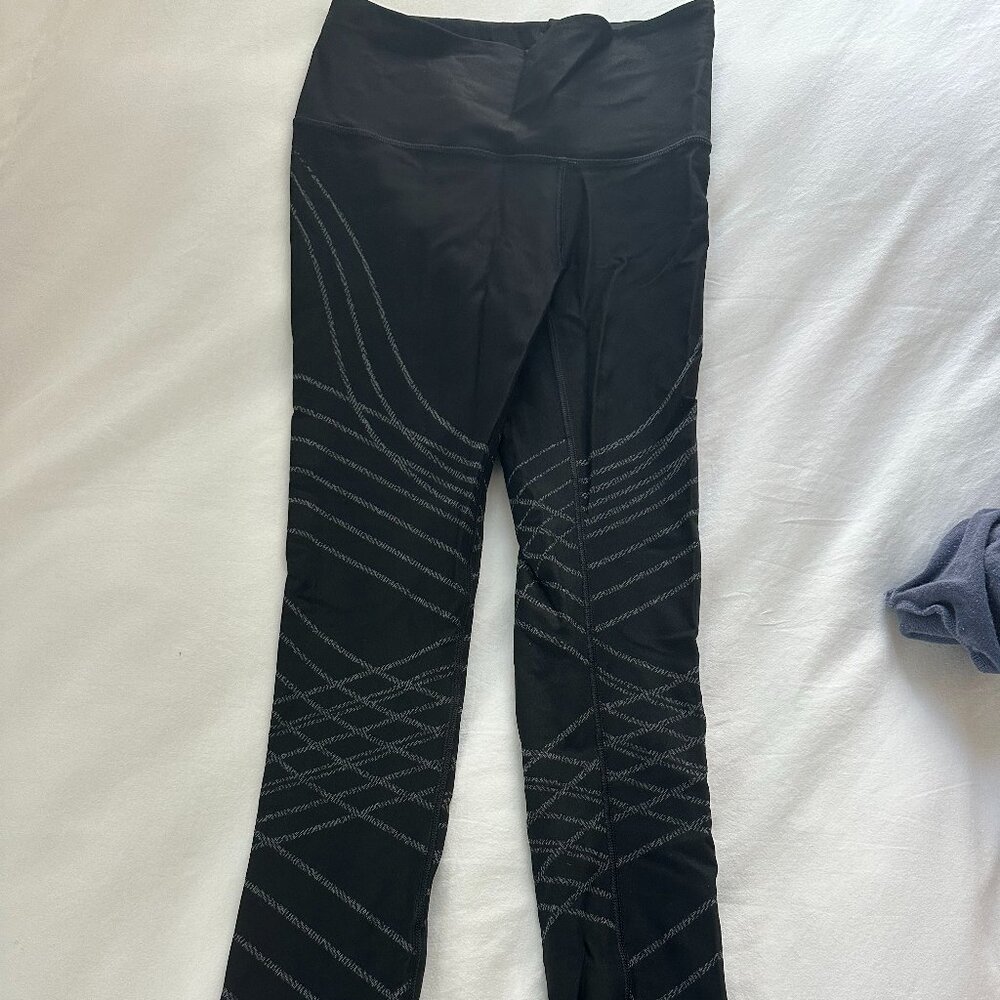 Lululemon Mapped Out High-Rise Tight 28" Size 6